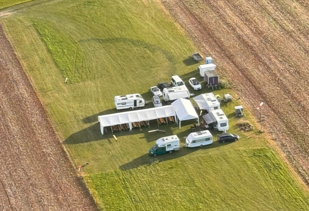 Flugwiese, Zelten, Fliegerlager